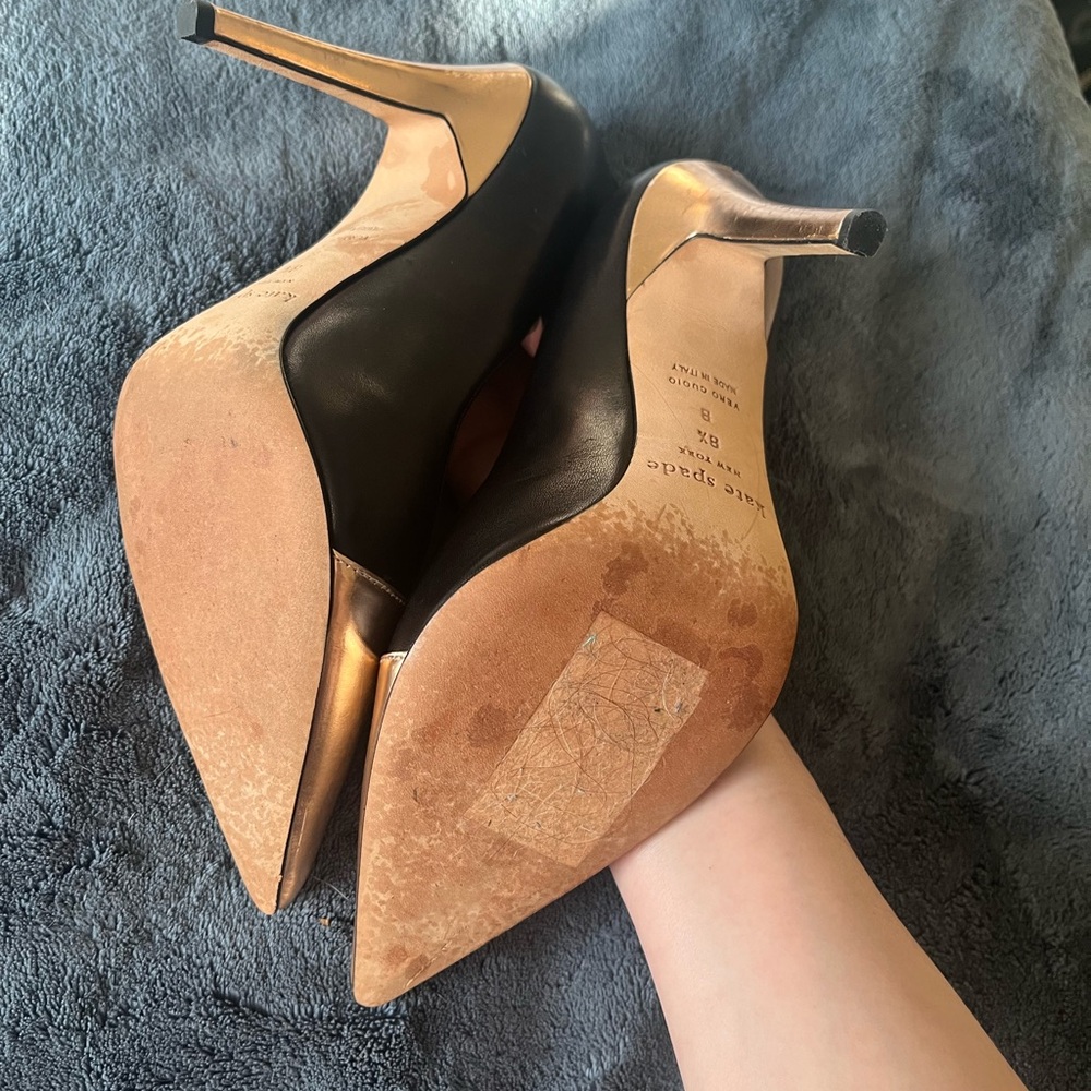Kate Spade Gold Toe pumps - Picture 4 of 4